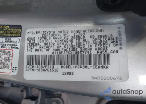 2004 Toyota Camry Le V6/Xle V6 из США, поврежденный, VIN 4T1BF32KX4U067741